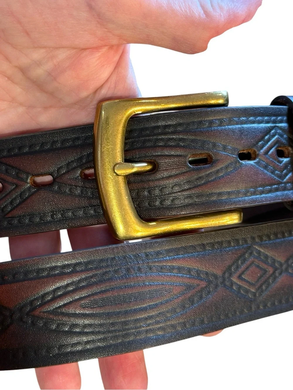 Wrangler Men’s Size 40 Tooled Dark Brown Leather Belt with Brass Buckle